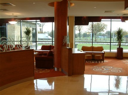Jurys Inn Heathrow Hotel - Lounge