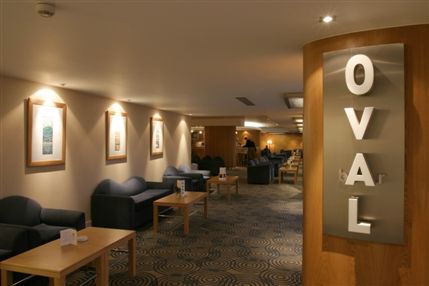 Ramada Hotel & Suites London Docklands - Lounge area serving all day food and refreshments with complimentary Wi-Fi