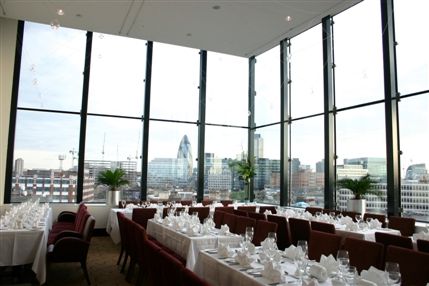 Crowne Plaza London Shoreditch - The Globe Restaurant - perfect for group events or individual diners