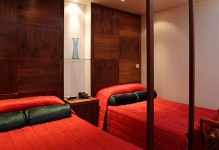 Mayflower Hotel -