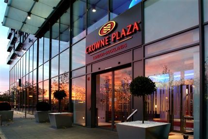 Crowne Plaza London Docklands - MAIN ENTRddANCE