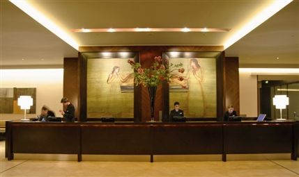 Park Plaza London Riverbank - RECEPTION