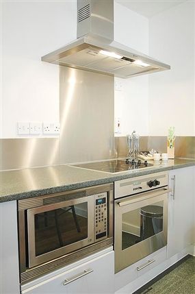 196 Bishopsgate Serviced Apartments - Kitchen