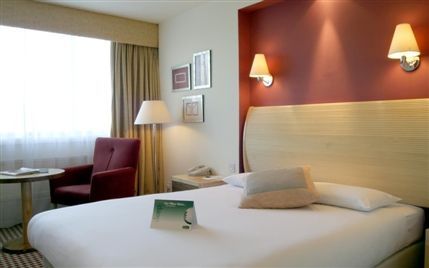 Holiday Inn London Gatwick Airport - Executive Double Room