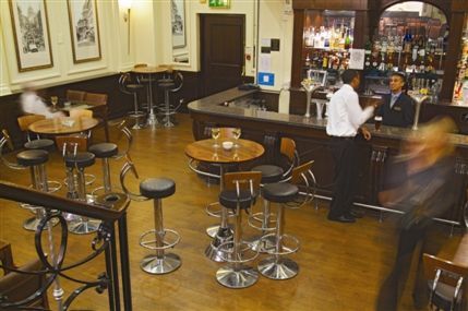 Thistle City Barbican Hotel - Bar 120