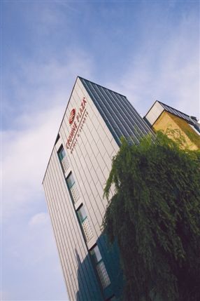 Crowne Plaza London Ealing - Exterior