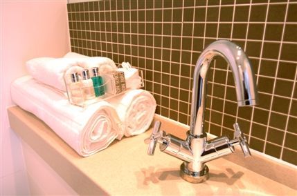 Montagu Place Hotel London - Molton Brown toiletries in Bathroom