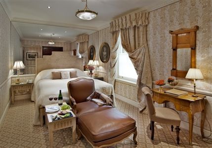 The Egerton House Hotel London - Deluxe Double Room
