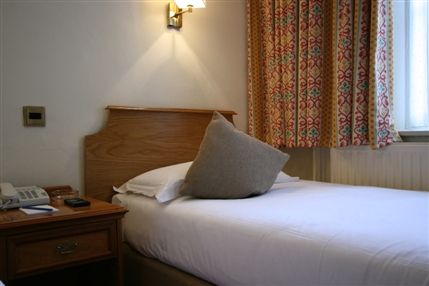 Umi Hotel -