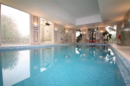 Down Hall Country House Hotel - Swimming Pool