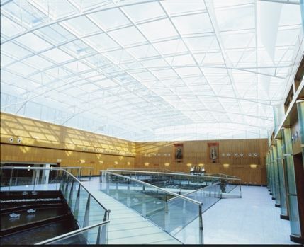 Radisson Blu Edwardian Heathrow - Atrium