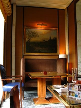 The Berkeley - Lounge Bar