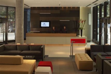 Hilton London Tower Bridge - Lobby