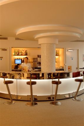 NH Kensington Hotel London - Bar