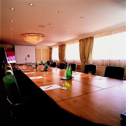 Thistle Aberdeen Altens Hotel -
