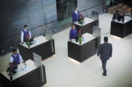 Radisson BLU Hotel London Stansted Airport - 24 Hour Reception