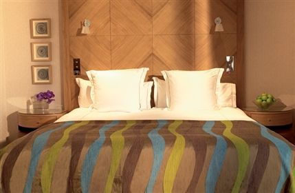 Jumeirah Carlton Tower Hotel -