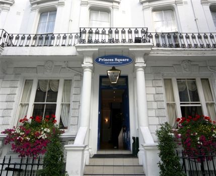 Princes Square Hotel London - Entrance