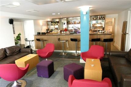 Umi Hotel -