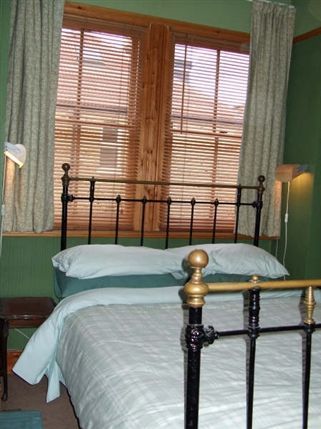 Northfields Bed and Breakfast -