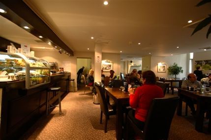 Umi Hotel -