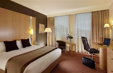 Crowne Plaza London Ealing -