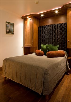 New Linden Hotel -