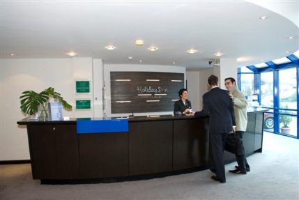Holiday Inn London Brent Cross - Reception