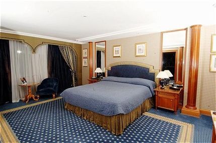 Thistle Aberdeen Airport Hotel -