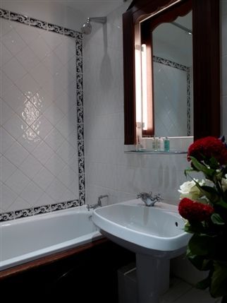London Lodge Hotel -