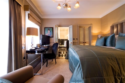 St. James's Hotel & Club London -