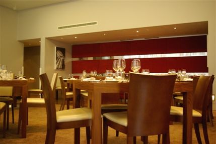 Crowne Plaza London Docklands - DOCKLANDS BAR AND GRILL