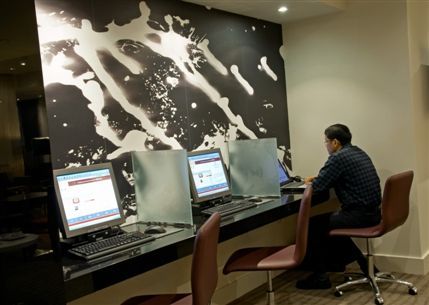 Hilton London Kensington Hotel - Executive Lounge