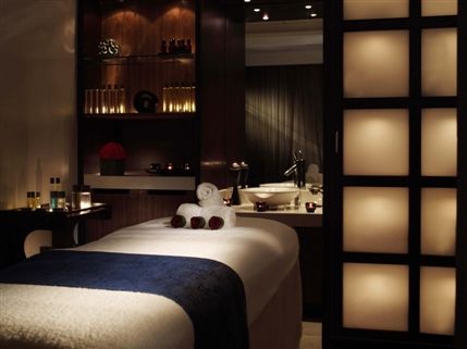 Landmark London Hotel - Small Spa Treatment Room