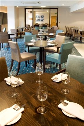 Menzies Chequers Hotel London Gatwick - Restaurant