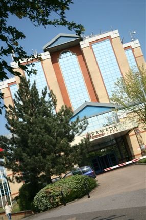 Sandman Signature London Gatwick Hotel - Exterior