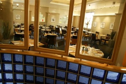Sandman Signature London Gatwick Hotel - Restaurant