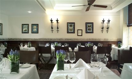 The Montague on the Gardens - Blue Door Bistro