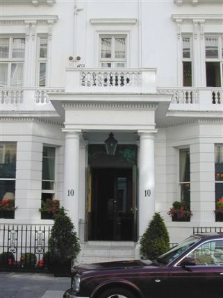Gallery Hotel -