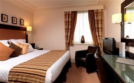 Thistle London Heathrow Hotel T5 -