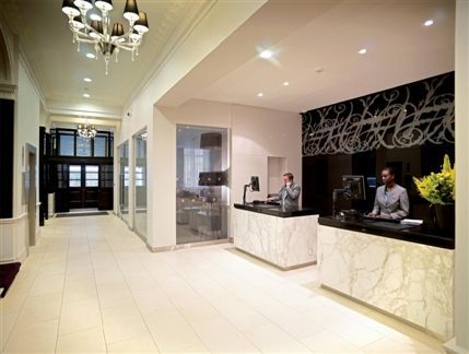 Thistle Holborn, The Kingsley - Reception Desk
