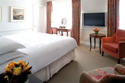 Dukes Hotel London - The Duke of Clarence Penthouse Suite by Thomas Goode