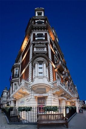 Mandeville Hotel London - Exterior by Night