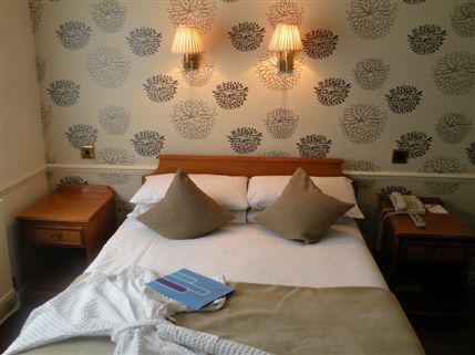 Umi Hotel -