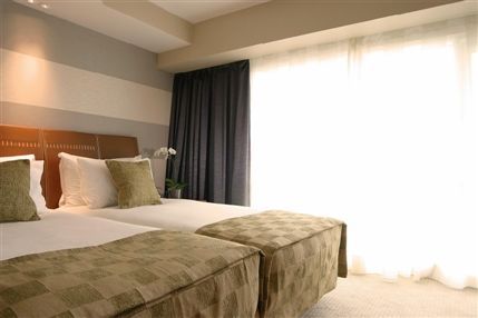 Plaza on the River Club & Residence London - Two Bedroom Apartment