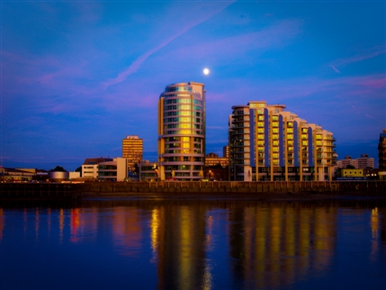 Crowne Plaza London-Battersea - Exterior