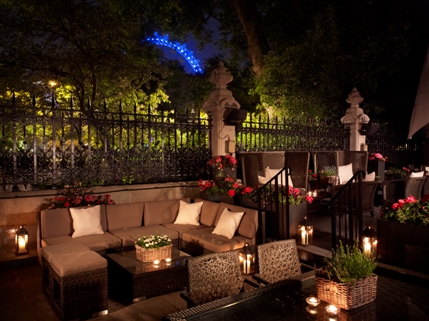 The Royal Horseguards - A Guoman Hotel - Terrace by night