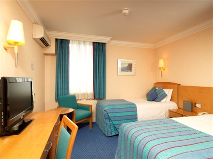 Thistle London Heathrow Hotel T5 -