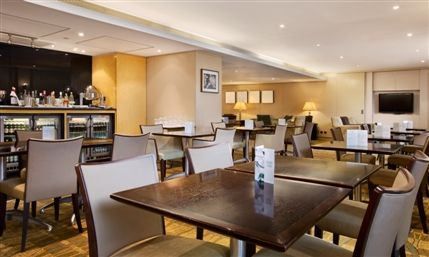Hilton London Gatwick Airport - Executive Lounge