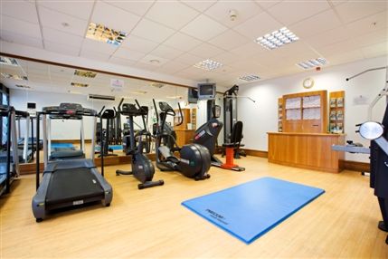 Hilton London Gatwick Airport - 24 hour LivingWell Expess Gym
